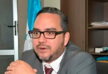 Por tener dos pasaportes fue requerido David Chávez, confirma Migración, pero Chávez huyó del aeropuerto