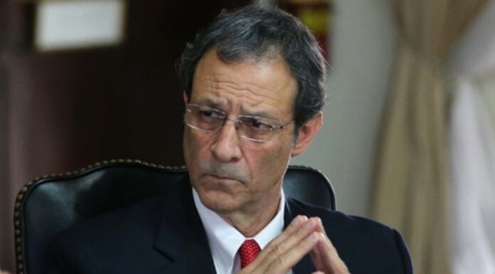 Diputado Mauricio Villeda desestima declaraciones de Luis Redondo y dice que no hay que tenerle miedo porque quiere desestabilizar la oposición
