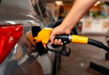 Combustibles tendrán nuevas rebajas a partir de este lunes