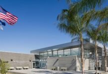 EE. UU. anuncia reapertura de paso peatonal desde México en víspera de ventas navideñas