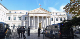 Más de 1.600 agentes para la seguridad en la investidura de Pedro Sánchez en España
