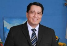 Pastor Roy Santos denuncia persecución política y dice que «Quieren callar mi voz, pero no lo lograrán”