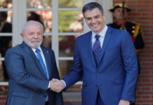 Lula y Pedro Sánchez hablan de la necesidad de cerrar el acuerdo UE-Mercosur