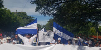 El BOC realiza multitudinaria “Marcha por Honduras” en Choluteca