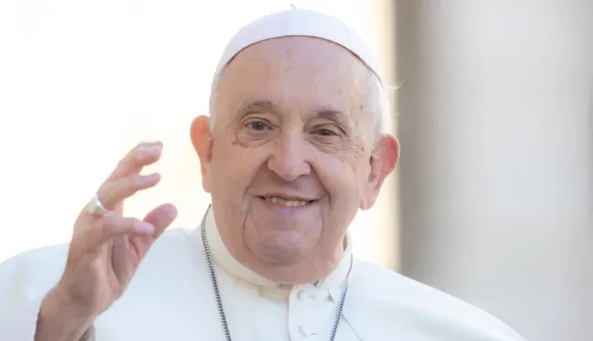 El papa Francisco lamenta el sufrimiento «tremendo» de «tantos inocentes» en Palestina e Israel
