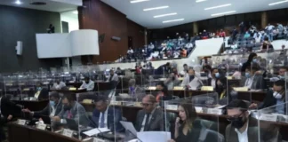 Bloque opositor legislativo desconoce nombramiento de fiscales y sólo reconoce a Sibrián