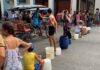 Varios cubanos protestan en La Habana ante la escasez de agua potable