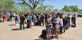 Más de 50 organizaciones en Texas se declaran en «resistencia» por leyes antiinmigrantes