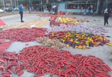 La AMDC realiza un decomiso millonario de pólvora en mercados de la capital