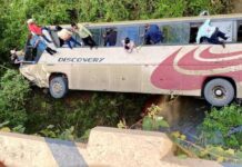 El MP acusa de cinco delitos a conductor que provocó accidente de bus, en carretera a Olancho