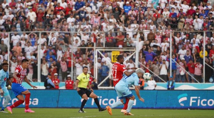 Motagua y Olimpia empatan 0-0 en el primer partido de la final, todo se define el jueves