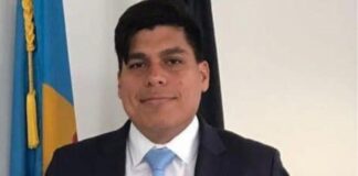 Según el economista Roberto Lagos, sí continúa escasez de dólares se verá diferencial en el tipo de cambio