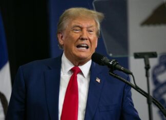 El expresidente Trump reclama su inocencia en el último día del juicio en su contra