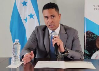 Ministro de Finanzas insiste que Ley de Justicia Tributaria es un pilar del programa con el FMI