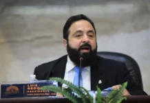 Luis Redondo convoca a reunión a la Comisión Permanente y pide a diputados que estén en Tegucigalpa
