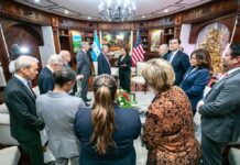 Presidenta Xiomara Castro promete a EE. UU. la elección de un Fiscal General con 86 votos