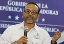 Entregan carta de libertad a exministro de MiAmbiente, José Antonio Galdámez