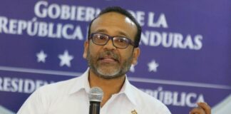 Entregan carta de libertad a exministro de MiAmbiente, José Antonio Galdámez