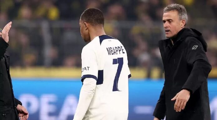 Mbappé confirma a Macron que el anuncio de su fichaje se hará esta tarde