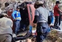 Al menos dos muertos y varios heridos tras volcar bus en carretera al sur y en otro accidente bebé muere en carretera a Olancho