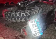 Fallecen dos personas tras impactar su motocicleta con un camión en Guaimaca