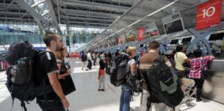Amplían espacio en aeropuerto de Madrid para solicitantes de asilo ante salas desbordadas