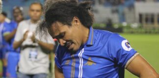 ‘Rambo’ De León se despide del fútbol entre lágrimas y aplausos en Honduras