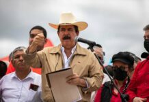 Mel Zelaya aclara que ningún miembro de su familia aspirará a la presidencia: «No somos violadores de la Constitución»