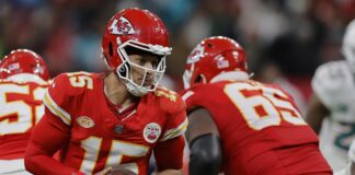 Los campeones Chiefs y los Cowboys alargan crisis de cara playoffs en semana 16 de NFL