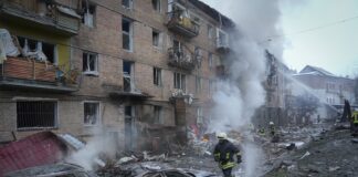 La capital de Ucrania amanece con explosiones masivas