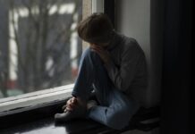 Una madre es condenada en Francia por dejar solo a su hijo durante dos años