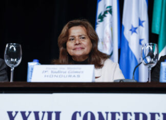 Honduras invita a inversores españoles para la contrucción del ferrocarril trasoceánico