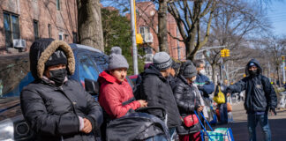 Nueva York acusa a Texas de «utilizar» a los migrantes al enviarlos a Nueva Jersey