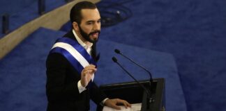 Opositores dicen que Nayib Bukele es conocido como el presidente que pactó con carteles