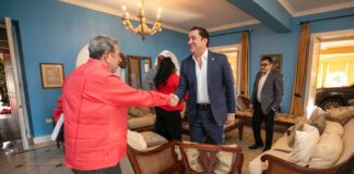 Héctor Zelaya visita San Vicente y las Granadinas para anticipar el traspaso de la presidencia de la CELAC