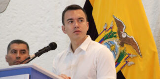 Corte Constitucional de Ecuador valida 10 de 20 preguntas del plebiscito que impulsa Noboa