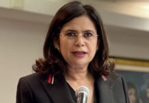 Rixi Moncada renuncia al cargo en Finanzas para aspirar a la presidencia de Honduras