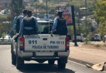 Población exige cesar transporte de agentes en parte trasera de patrullas tras trágico accidente policial