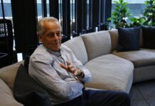 Sobreviviente de Los Andes dice que ´La sociedad de la nieve´ es una película muy real