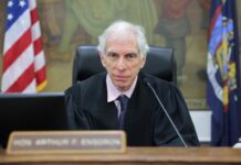 Amenazan con una bomba la casa del juez que decidirá el caso civil de fraude contra Trump