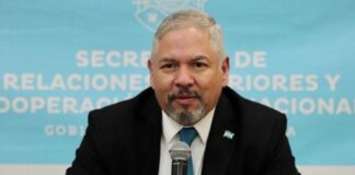 Canciller pide a Congreso aprobar amnistía migratoria para evitar crisis humanitaria