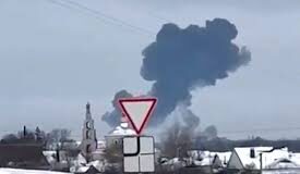 Rusia acusa a Ucrania de derribar un avión militar