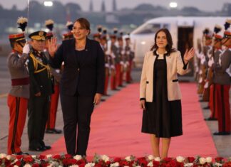 La presidenta de Honduras llega a Guatemala para acto de investidura presidencial