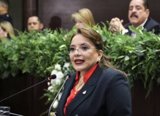 Invertir en educación y salud no es un gasto sino una inversión justa e inteligente, señala Xiomara Castro
