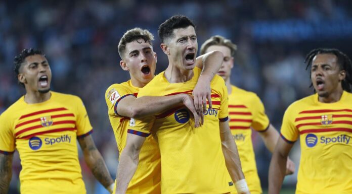 Lewandowski rescata al Barcelona en Balaídos