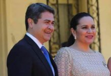 Exprimera dama Ana García de Hernández, confirma el aplazamiento del juicio del expresidente Juan Orlando Hernández