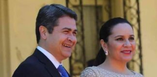 Exprimera dama Ana García de Hernández, confirma el aplazamiento del juicio del expresidente Juan Orlando Hernández