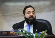 Luis Redondo es citado por un juez en Virginia EE. UU., por demanda de manutención