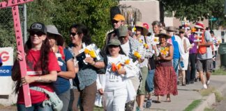Republicanos en Arizona siguen los pasos de Texas al avanzar proyecto antiinmigrante