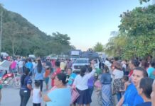 Pobladores bloquean la CA-13 en Baracoa, Cortés rechazando construcción de una térmica